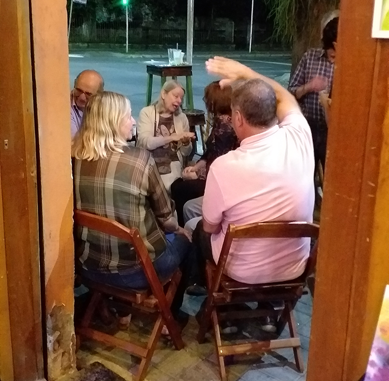 Livro de contos publicado pela Editora Sinete, 2023.