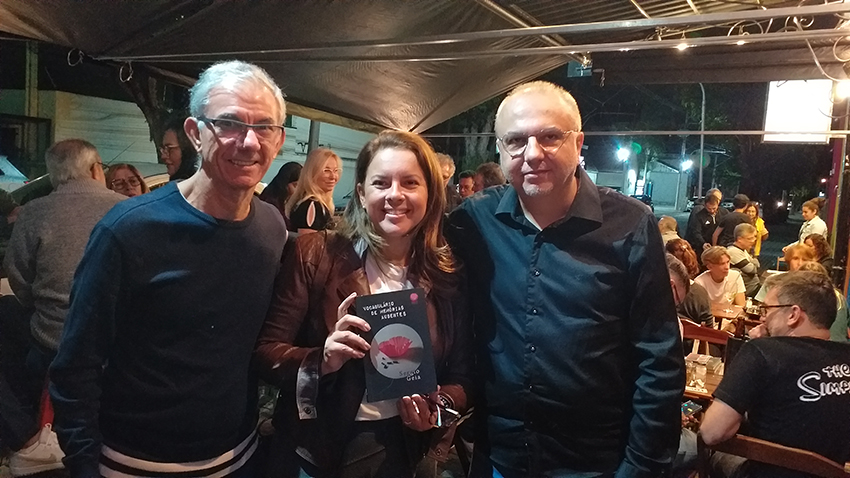  Livro de contos publicado pela Editora Sinete, 2023.