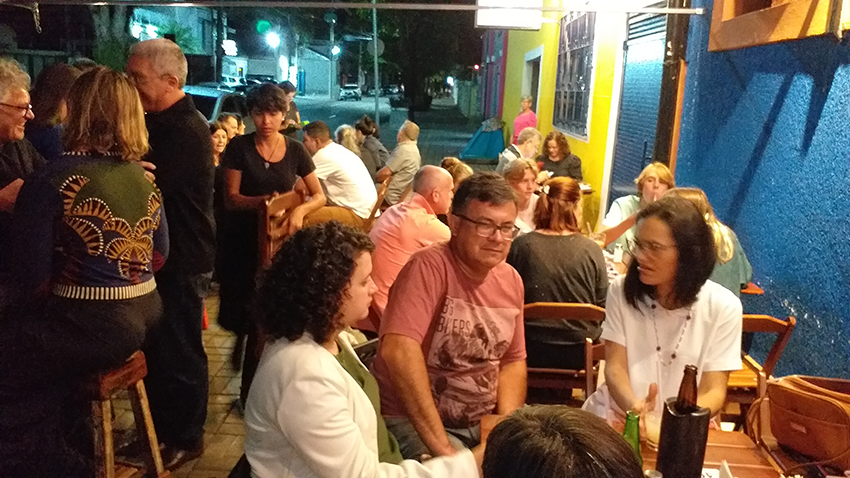  Livro de contos publicado pela Editora Sinete, 2023.