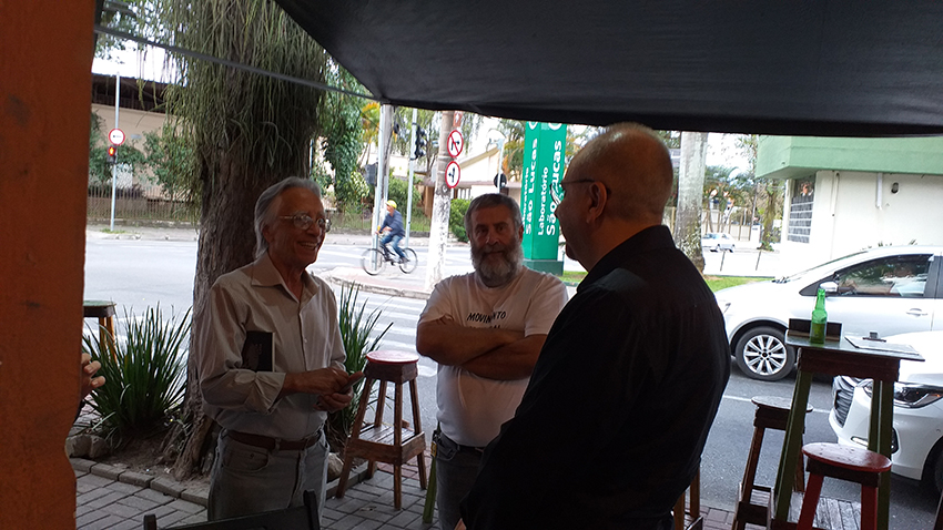 Livro de contos publicado pela Editora Sinete, 2023.