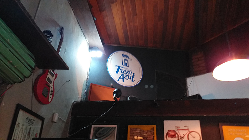 Livro de contos publicado pela Editora Sinete, 2023.